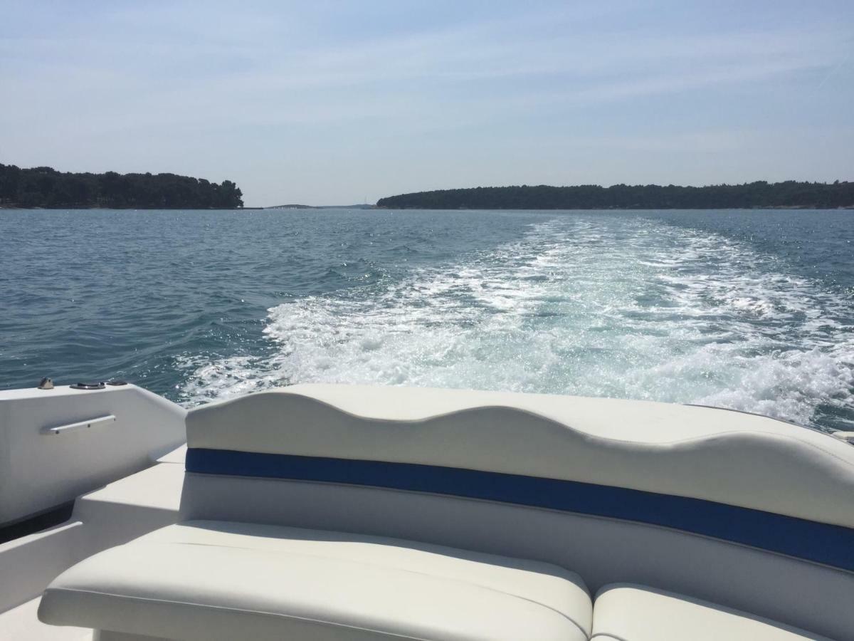 Medulin Labirint Queen Bagian luar foto